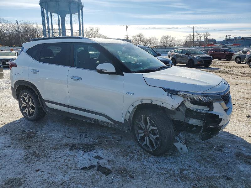 Photo 4 from auction – 2021 KIA SELTOS SX with VIN KNDETCA23M7181011