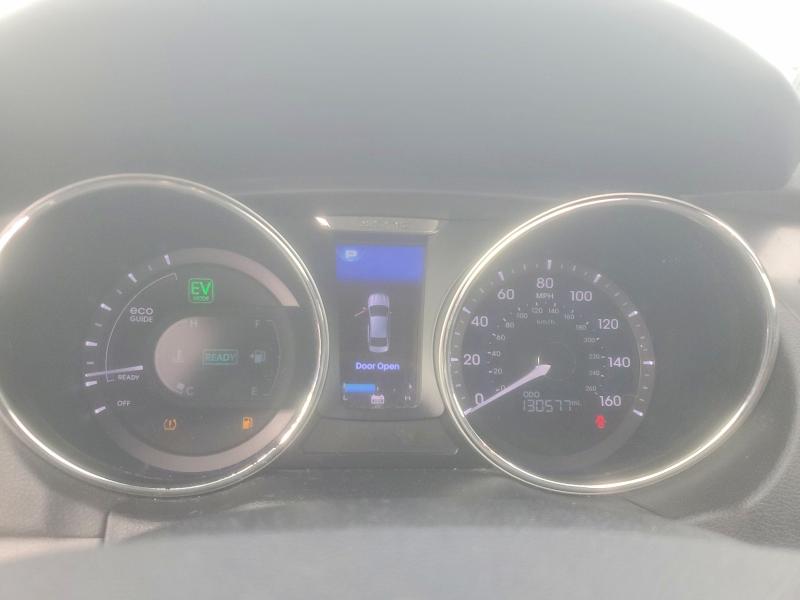 Photo 9 from auction – 2012 HYUNDAI SONATA HYB with VIN KMHEC4A41CA043309