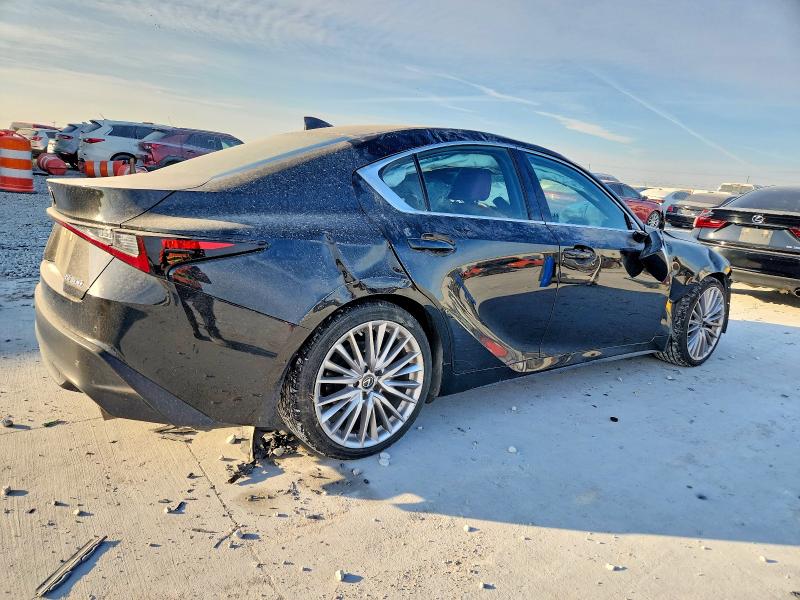 Photo 3 from auction – 2022 LEXUS IS 300 with VIN JTHDA1D22N5122545