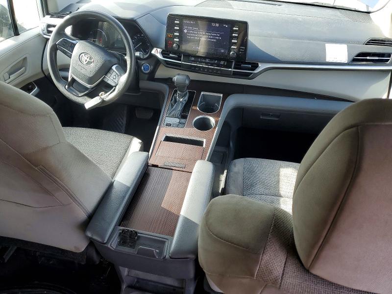 Photo 8 from auction – 2021 TOYOTA SIENNA LE with VIN 5TDKRKEC0MS063972