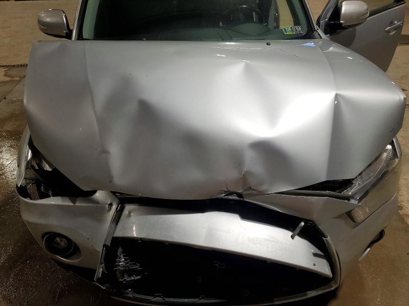 Photo 12 from auction – 2011 MITSUBISHI OUTLANDER with VIN JA4JT3AW5BU019956