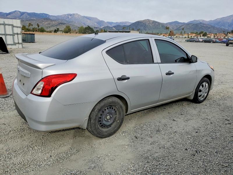Photo 3 from auction – 2018 NISSAN VERSA with VIN 3N1CN7AP1JL883987