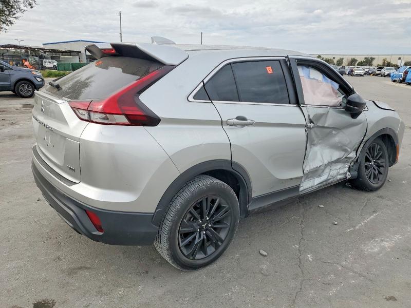 Снимка 3 от търг – 2023 MITSUBISHI ECLIPSE CR с VIN JA4ATVAA9PZ001468