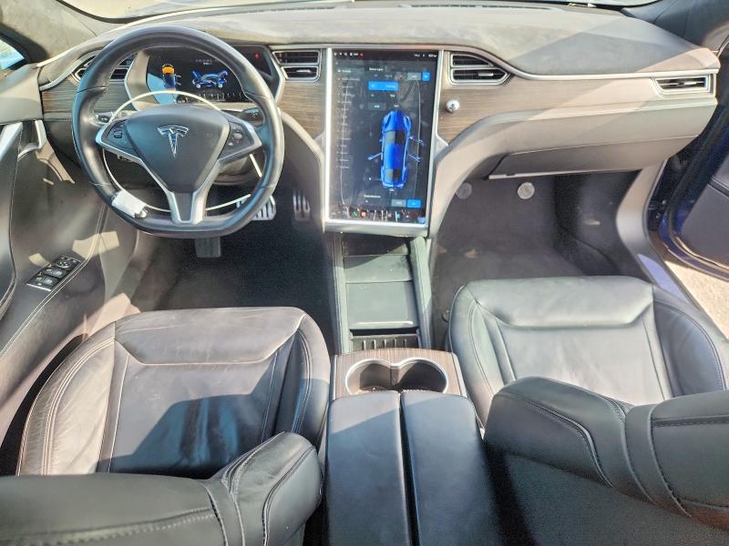 Photo 8 from auction – 2015 TESLA MODEL S with VIN 5YJSA1E27FF116487
