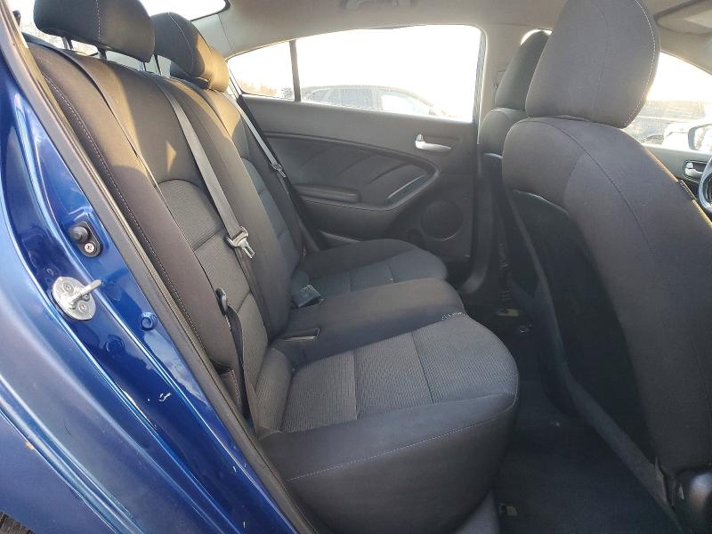 Photo 10 from auction – 2018 KIA FORTE with VIN 3KPFK4A73JE271165