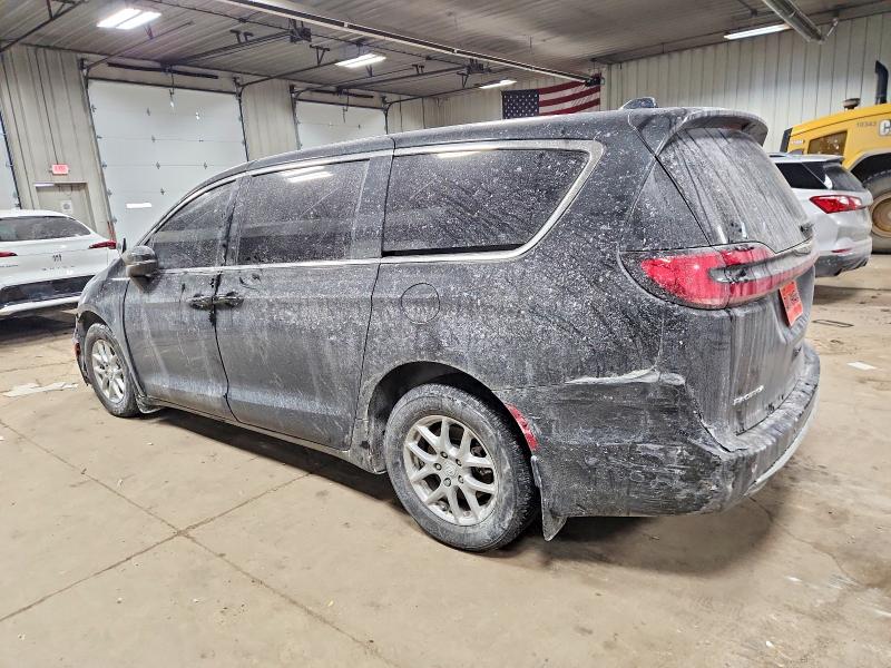 Photo 2 from auction – 2023 CHRYSLER PACIFICA with VIN 2C4RC1BG3PR502547