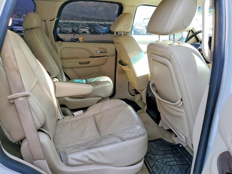 Photo 11 from auction – 2007 CADILLAC ESCALADE L with VIN 1GYFK63867R413582