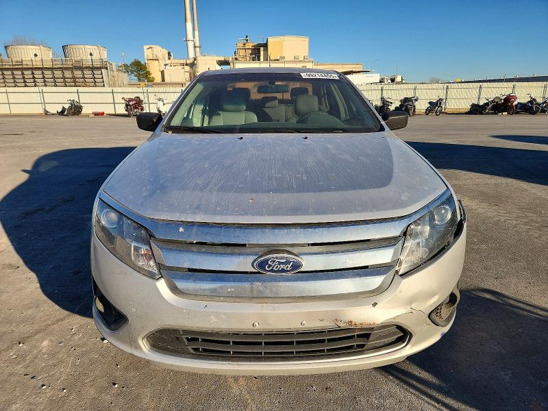Photo 5 from auction – 2011 FORD FUSION S with VIN 3FAHP0GA1BR154674