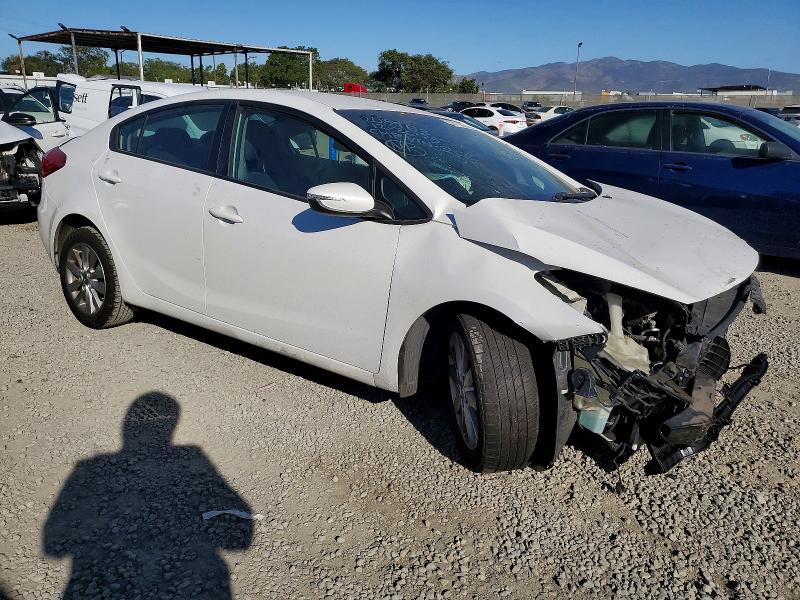 Photo 4 from auction – 2016 KIA FORTE LX with VIN KNAFX4A66G5443926