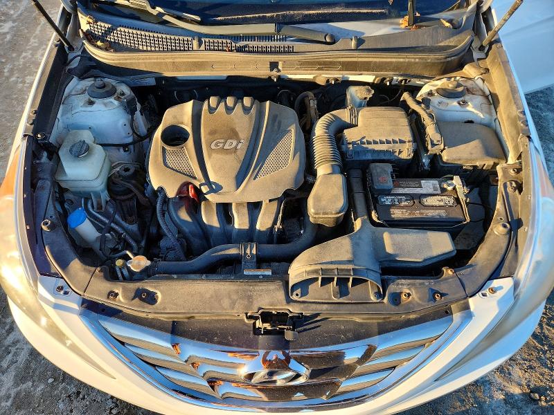 Photo 11 from auction – 2011 HYUNDAI SONATA SE with VIN 5NPEC4AC8BH090548