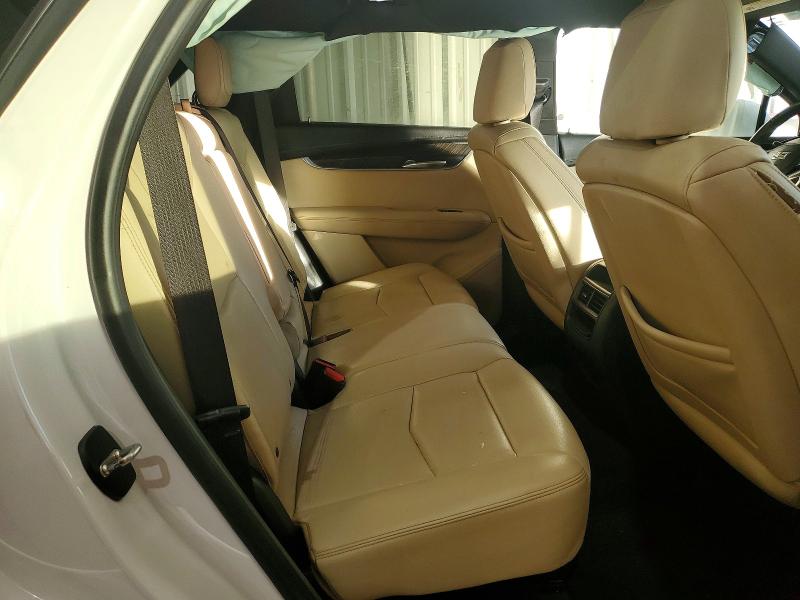 Photo 11 from auction – 2017 CADILLAC XT5 with VIN 1GYKNARS8HZ309818