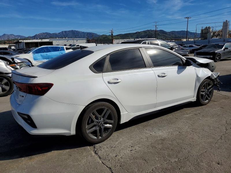 Photo 3 from auction – 2021 KIA FORTE with VIN 3KPF34AD5ME280599