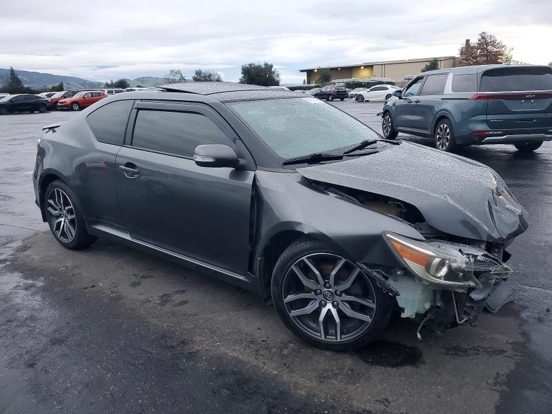 Photo 4 from auction – 2014 TOYOTA SCION TC with VIN JTKJF5C74E3066980