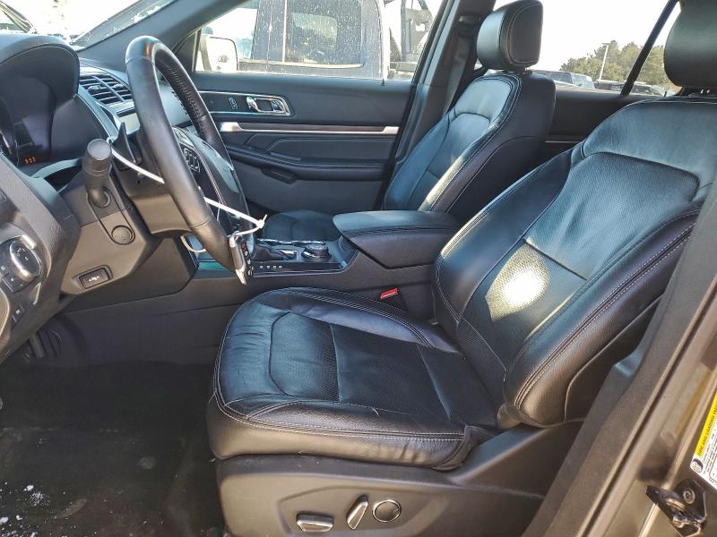 Photo 7 from auction – 2016 FORD EXPLORER L with VIN 1FM5K8F88GGB25126
