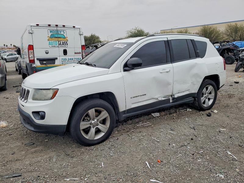 JEEP COMPASS 2016 with VIN 1C4NJCBA7GD634158 - Photo from auction