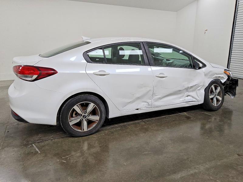Photo 3 from auction – 2018 KIA FORTE LX with VIN 3KPFL4A74JE268384