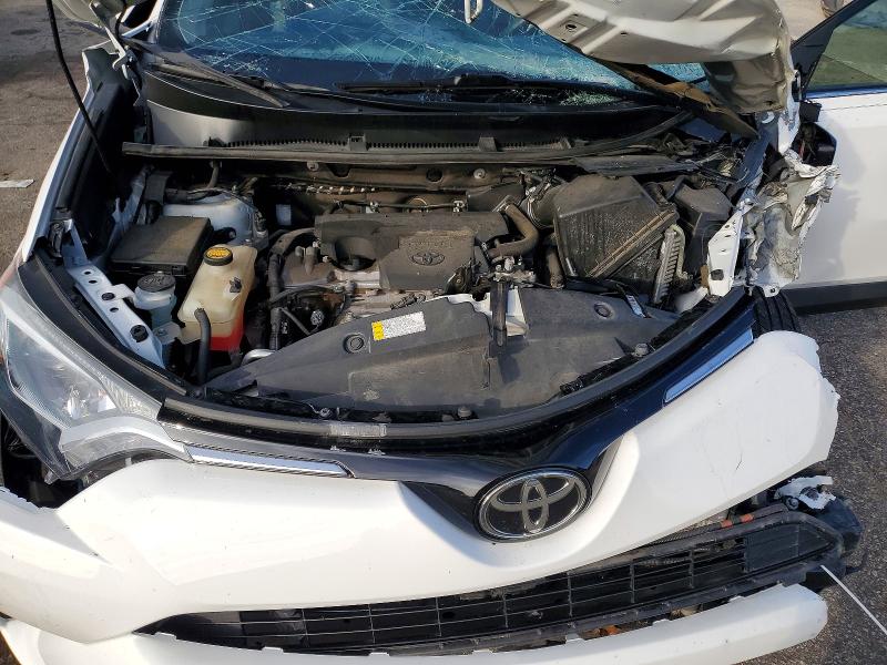 Photo 12 from auction – 2017 TOYOTA RAV4 with VIN 2T3WFREVXHW403394