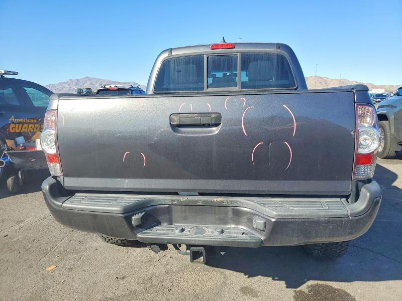 Photo 6 from auction – 2015 TOYOTA TACOMA DOU with VIN 3TMLU4EN9FM186219