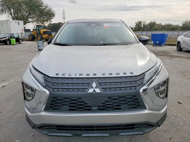 Снимка 5 от търг – 2023 MITSUBISHI ECLIPSE CR с VIN JA4ATVAA9PZ001468