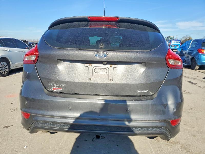 Photo 6 from auction – 2016 FORD FOCUS SE with VIN 1FADP3K21GL219528
