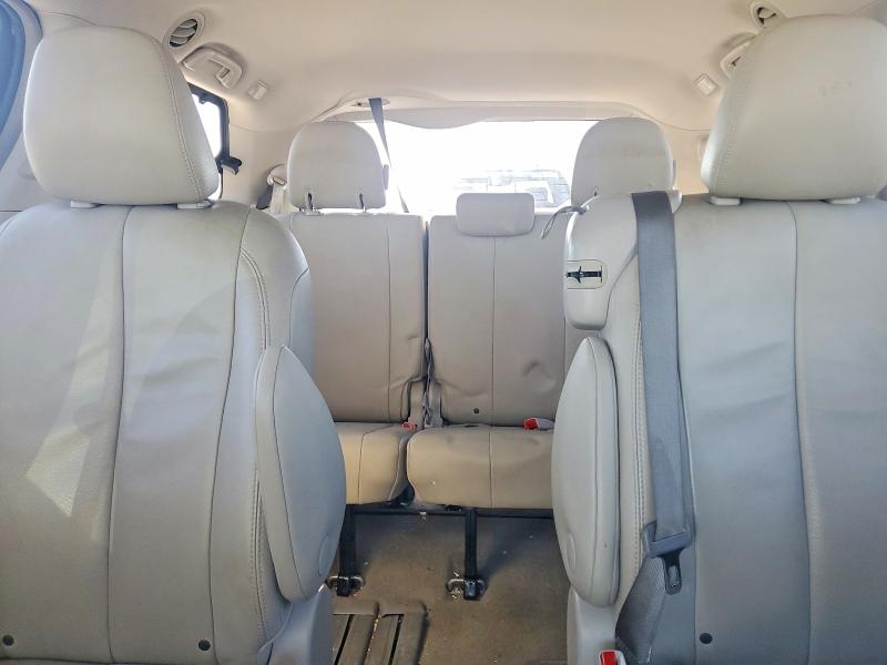Photo 10 from auction – 2014 TOYOTA SIENNA with VIN 5TDYK3DC7ES408759