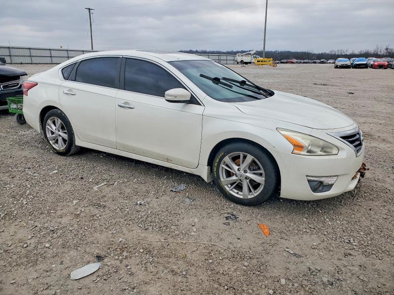 Photo 4 from auction – 2013 NISSAN ALTIMA with VIN 1N4AL3AP6DC913591