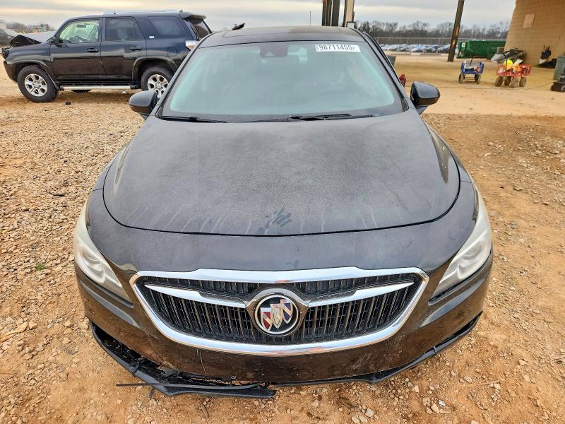 Photo 5 from auction – 2017 BUICK LACROSSE with VIN 1G4ZR5SS3HU208804