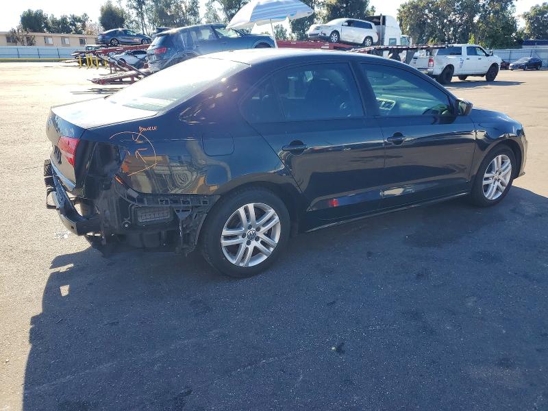 Photo 3 from auction – 2015 VOLKSWAGEN JETTA BASE with VIN 3VW2K7AJ5FM352481