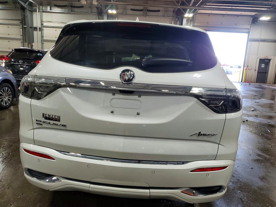 Photo 6 from auction – 2022 BUICK ENCLAVE AV with VIN 5GAEVCKW8NJ179546