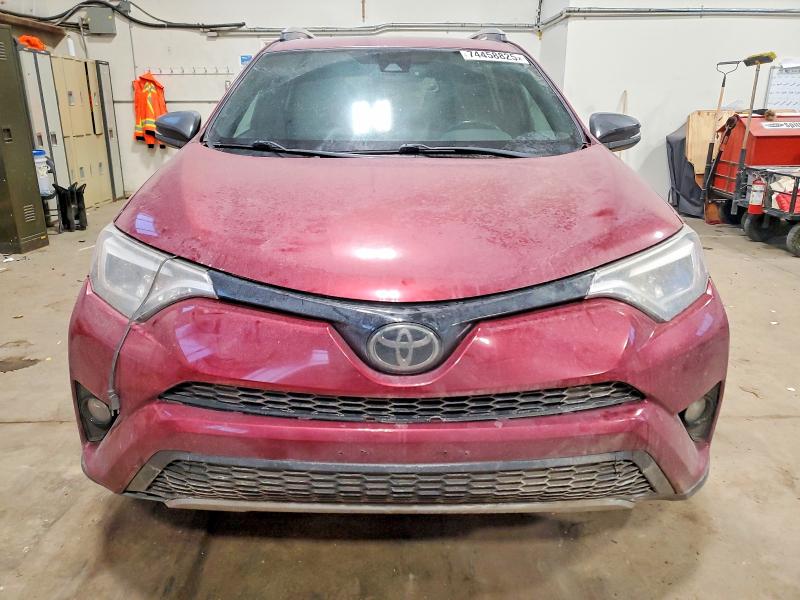Photo 5 from auction – 2018 TOYOTA RAV4 SE with VIN 2T3JFREV1JW819690