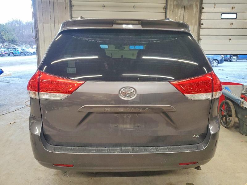 Photo 6 from auction – 2011 TOYOTA SIENNA LE with VIN 5TDKK3DC2BS092382