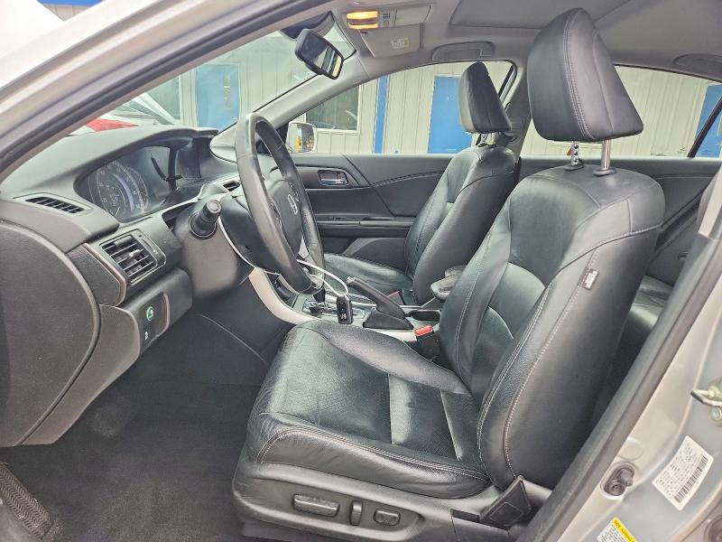 Photo 7 from auction – 2015 HONDA ACCORD with VIN 1HGCR2F83FA173995