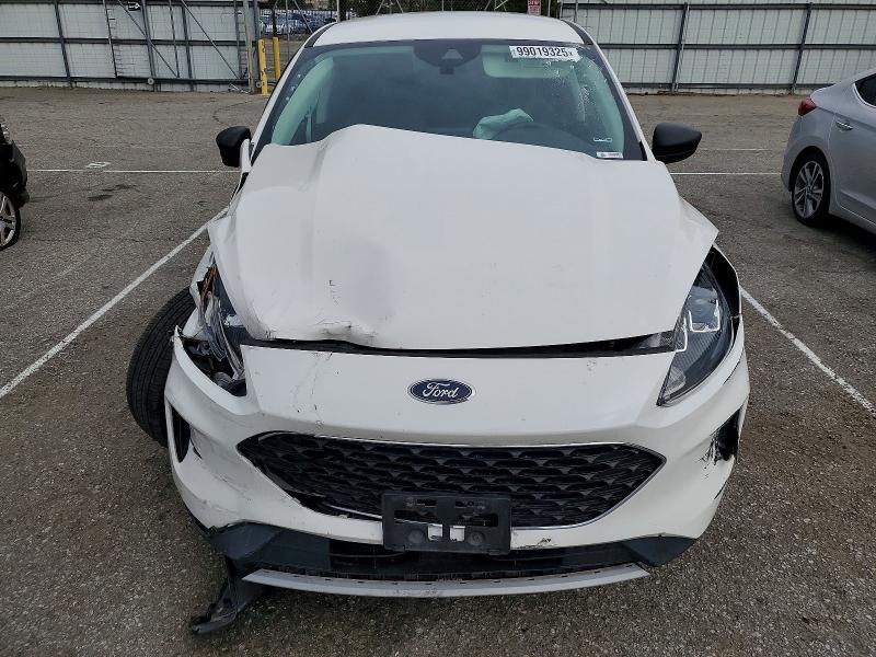 Photo 5 from auction – 2022 FORD ESCAPE with VIN 1FMCU0G63NUB83577