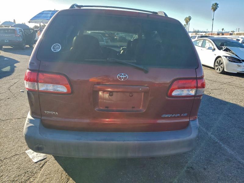 Photo 6 from auction – 2003 TOYOTA SIENNA with VIN 4T3ZF19C23U540619