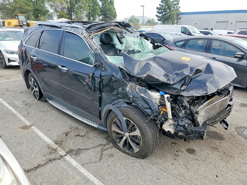 Photo 4 from auction – 2016 KIA SORENTO with VIN 5XYPH4A52GG106561