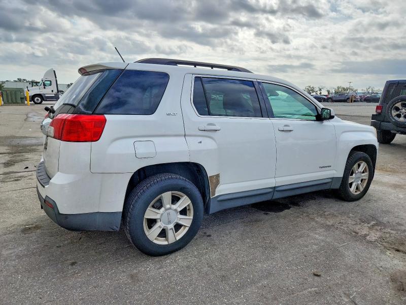 Photo 3 from auction – 2013 GMC TERRAIN SL with VIN 2GKALUEK5D6198203