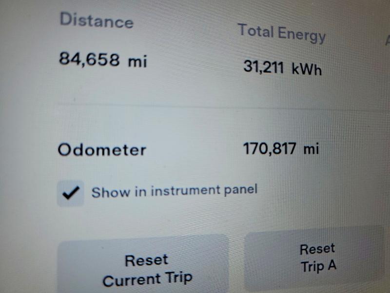 Photo 9 from auction – 2018 TESLA MODEL S with VIN 5YJSA1E21JF244362
