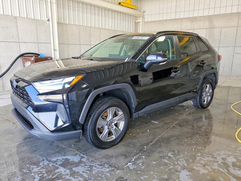 Photo 1 from auction – 2022 TOYOTA RAV4 XLE with VIN 4T3RWRFV2NU078263