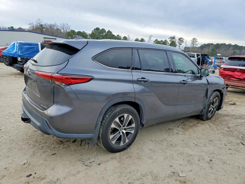 Photo 3 from auction – 2020 TOYOTA HIGHLANDER with VIN 5TDGZRBH6LS019598