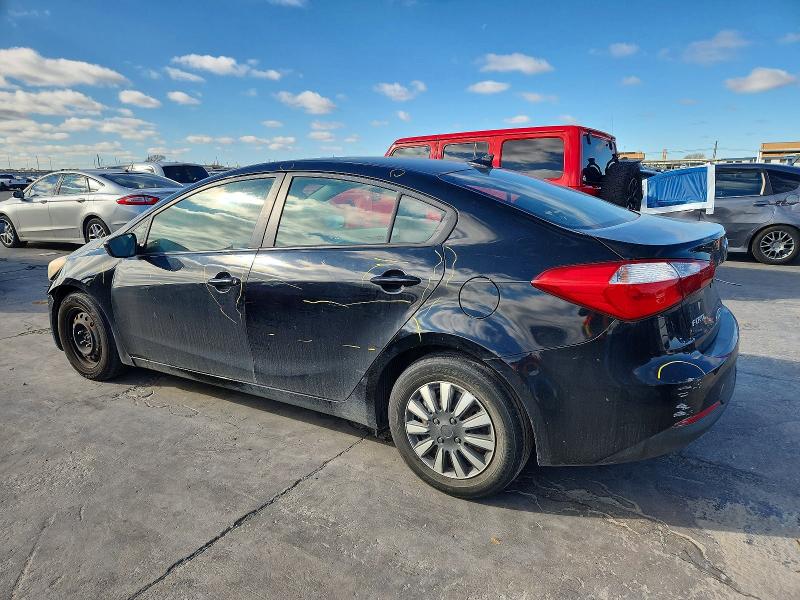 Photo 2 from auction – 2015 KIA FORTE LX with VIN KNAFK4A68F5368417