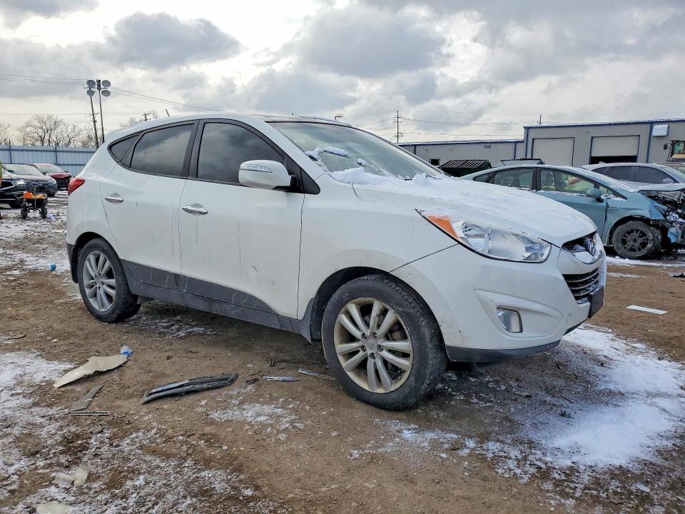 Photo 4 from auction – 2013 HYUNDAI TUCSON GLS with VIN KM8JUCAC2DU716721