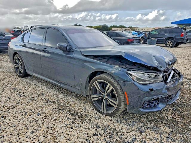 Foto 4 de la subasta – 2016 BMW 750 XI con VIN WBA7B0C53GG526850