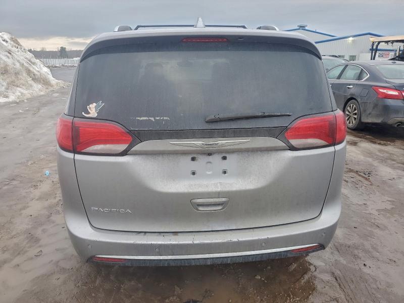 Photo 6 from auction – 2017 CHRYSLER PACIFICA T with VIN 2C4RC1EG3HR542446
