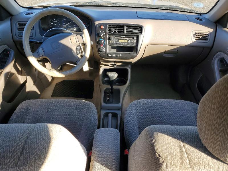 Photo 8 from auction – 2000 HONDA CIVIC EX with VIN 2HGEJ8647YH543642