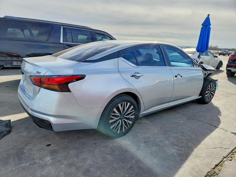 Photo 3 from auction – 2023 NISS ALTIMA with VIN 1N4BL4DV1PN311985