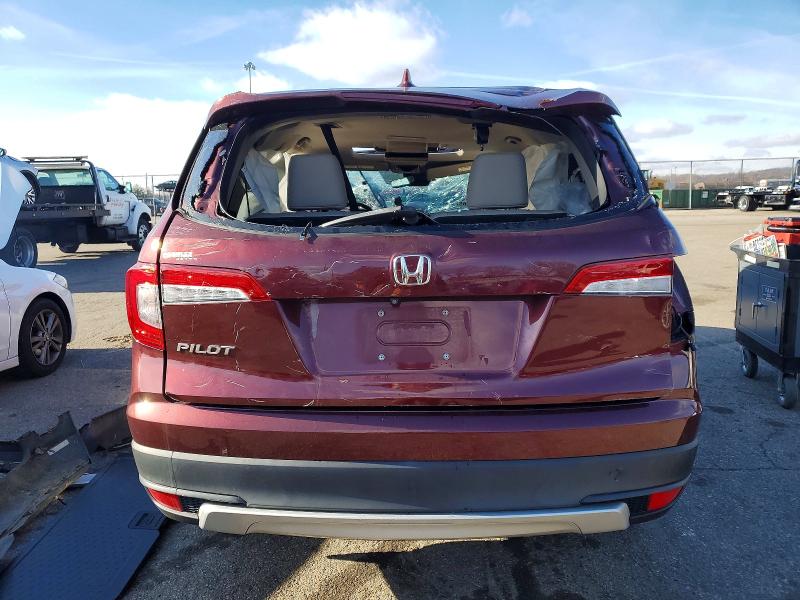 Photo 6 from auction – 2019 HONDA PILOT with VIN 5FNYF5H42KB021054