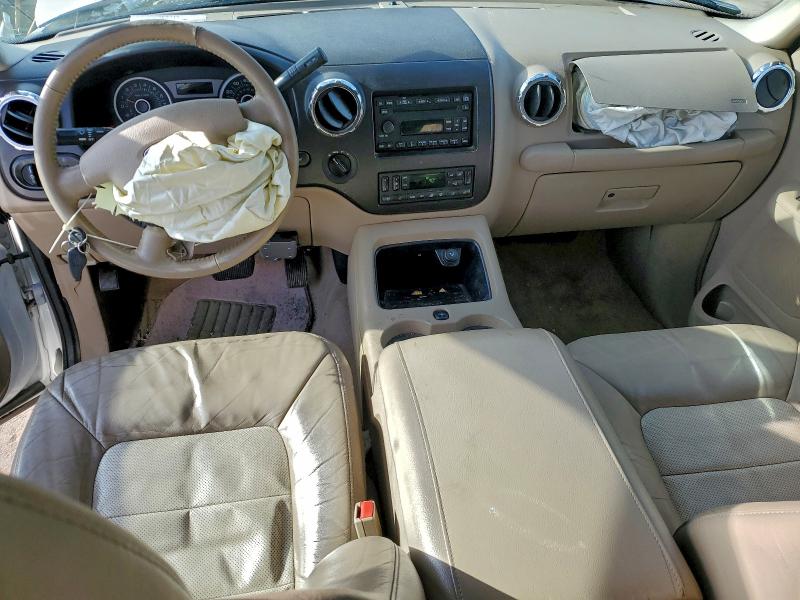 Photo 8 from auction – 2005 FORD EXPEDITION with VIN 1FMFU18575LA87790