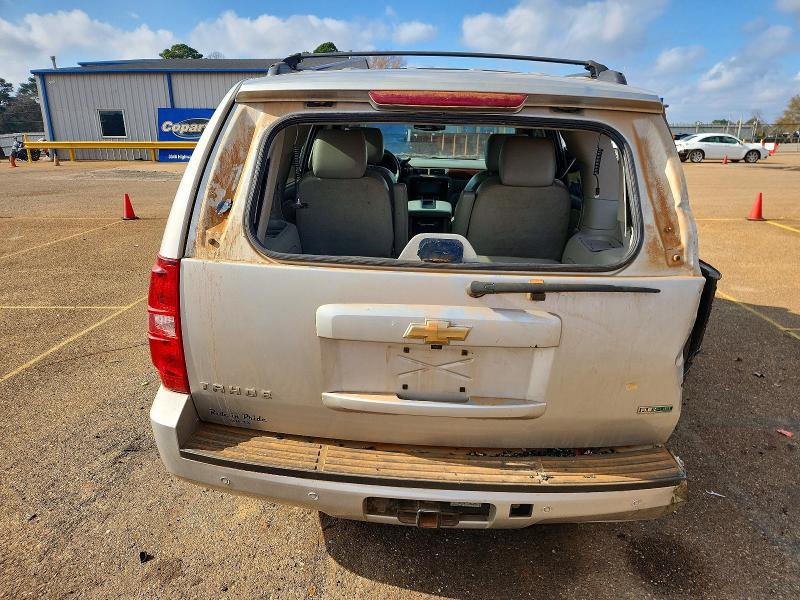 Photo 6 from auction – 2011 CHEVROLET TAHOE with VIN 1GNSCBE03BR285772