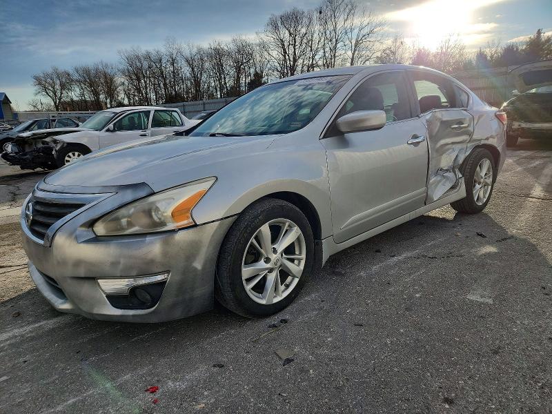 NISSAN ALTIMA 2.5 2015 with VIN 1N4AL3APXFC490971 - Photo from auction