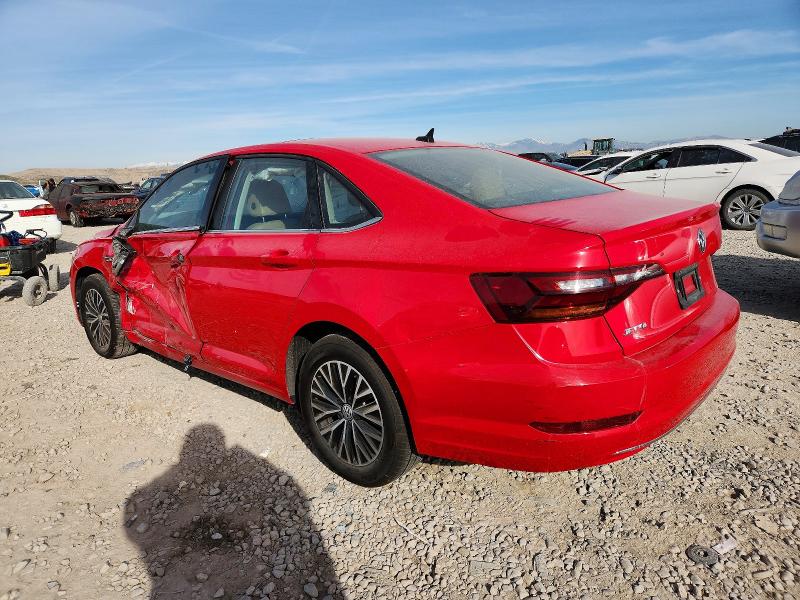 Photo 2 from auction – 2019 VOLKSWAGEN JETTA with VIN 3VWEB7BU6KM203951